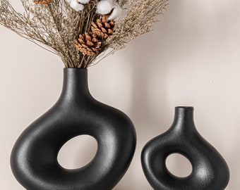 Kimisty Black Ceramic Vases Set 2, Nordic Modern Totem Vases, Donut Vases in Abstract Shape, Modern Livingroom Scandanivian Decor, Vase Art