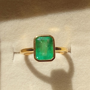14k Gold Natural Emerald Ring: Octagon Cut Birthstone