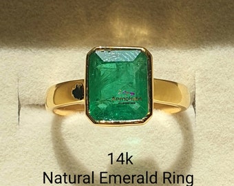 Vintage Emerald Solitaire Ring: 3.00 Ct Natural Emerald, 14k Gold Bezel Setting