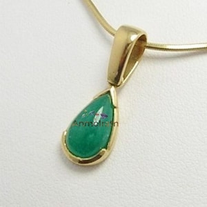 Vintage 14k Gold Emerald Cabochon Pendant with Diamond Accent