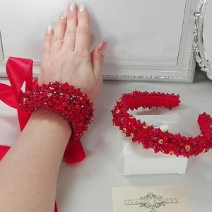 Bracelet set⤙Rhinestone tiara⤙Red wide bracelet⤙Red jewelry set⤙Red rhinestone bracelet