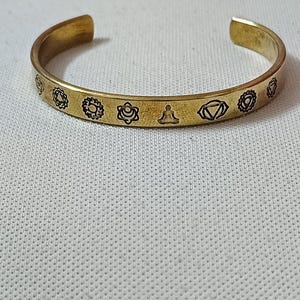 Handmade Brass Engraved 7 chakra Bracelet, cuff Unisex adjustable bracelet Sanskrit symbol for the 7 main chakra Non magnetic bracelet .