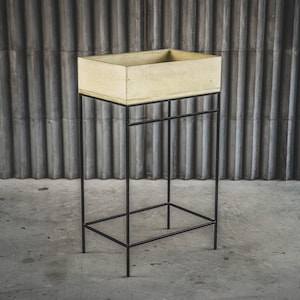 Industrial hand-made concrete sink with an iron stand | Yellow