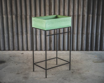 Industrial hand-made concrete sink with an iron stand | Green