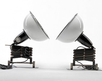 Industrial Scissor Lamp - medium white enamel - 1970s wall-mounted vintage  design metal lamp