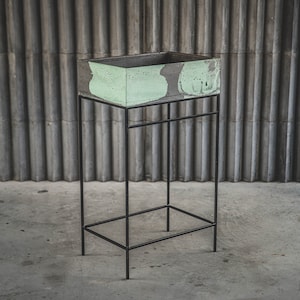 Industrial hand-made concrete sink with an iron stand | Black/Green