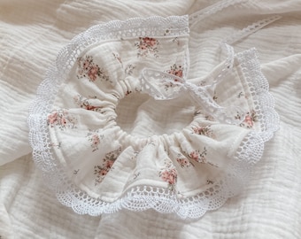Removable collar, pierrot, flying, collar for baby, child, adult - cotton gauze, satin ribbon, embroidery, batiste, lace