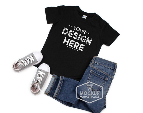 Kavio Tee Mockup Black Unisex Crew Neck T-Shirt