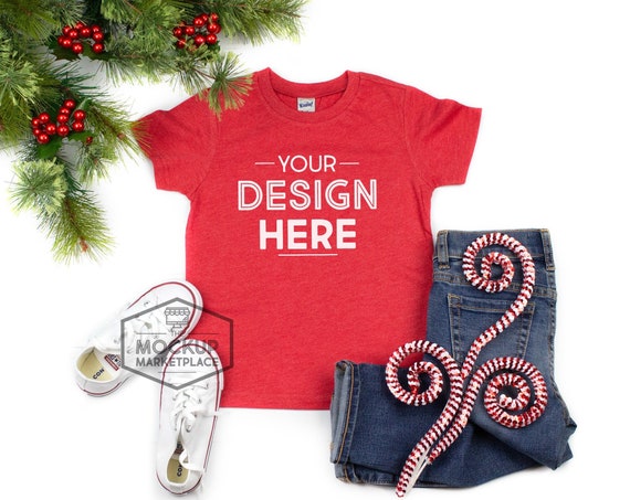 Kavio Tee Mockup Heather Red Christmas Theme Unisex