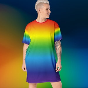 2xs - 6xl ombré Rainbow Dress, oversized Gay Pride Dress, baggy LGBT Flag T-Shirt Dress, gradient Rainbow Clothing, trendy Queer Pride Wear