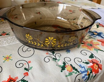 Vintage glasbake glas bake casserole dish - black glass - yellow flowers - textured glass  - Immaculate vintage condition