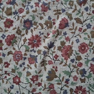 Coppia di lenzuola stile cottage anni '70 con stampa floreale Ditsy Queen Size Cotton Poly Vintage V e A