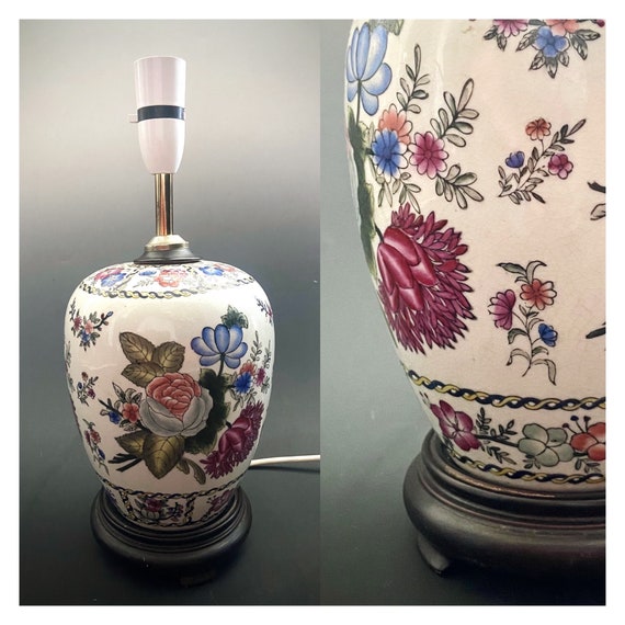 90s Vintage Ceramic Chinese Table Lamp. Asian Lamp With Floral