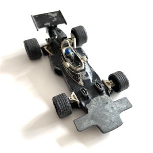Vintage Corgi Toys Lotus JPS John Player Special Formula One. F1 Racing Car model car  1/36