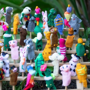 Brand New Made In Peru 50 Cotton & Acrylic Assorted Finger Puppets