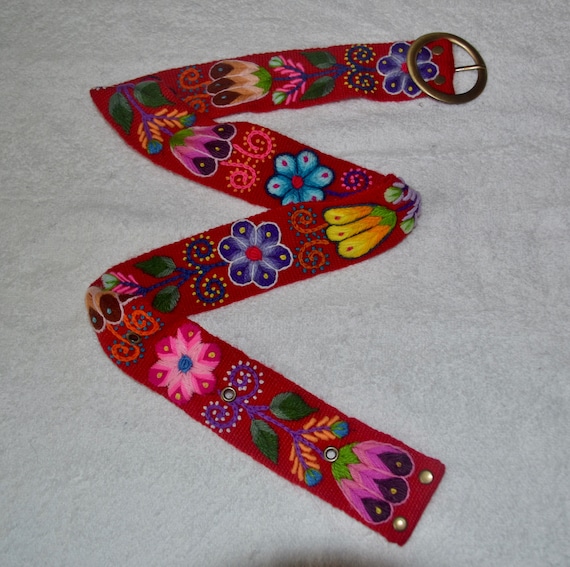 Pistil Handmade Peruvian Ayacucho Colorful Knit Belt for Women il_fullxfull.897881635_gvau.jpg main image 2
