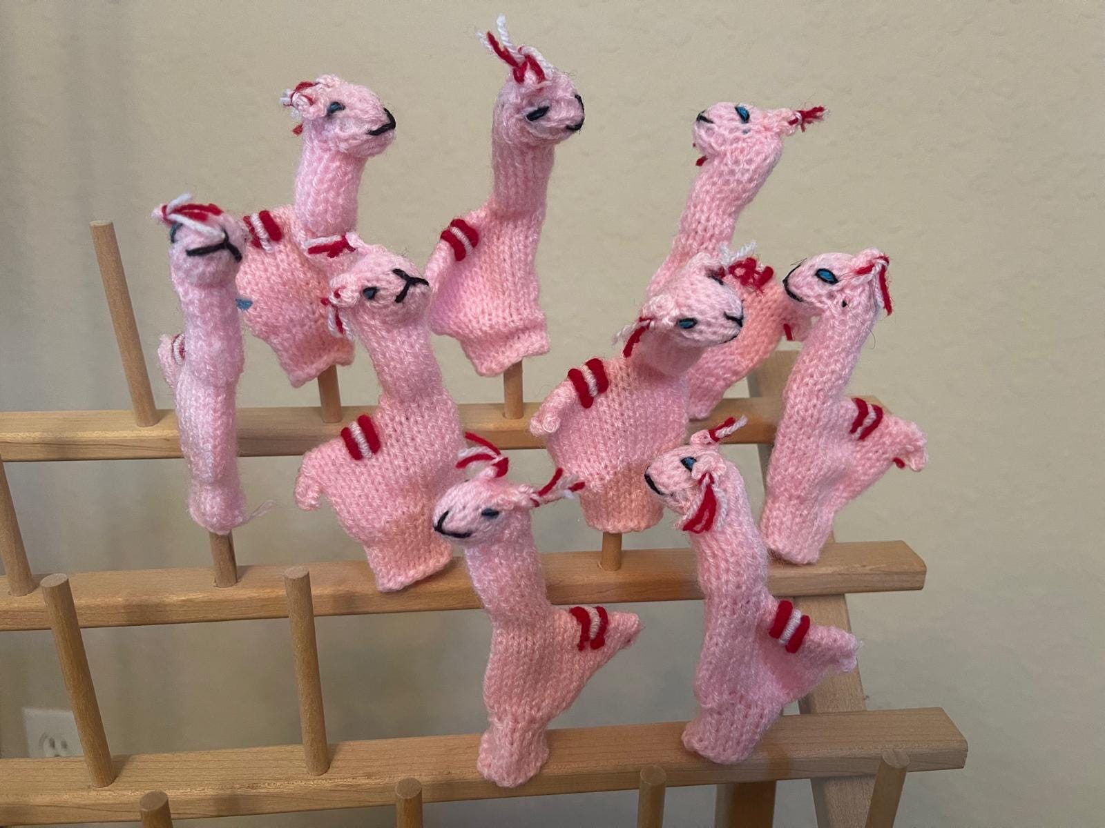 10 Brand New Hand Made in Peru All Pink Alpaca Llama Finger Puppets ...