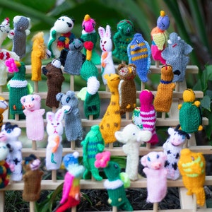 Brand New Made In Peru 10 Cotton & Acrylic Assorted Finger Puppets