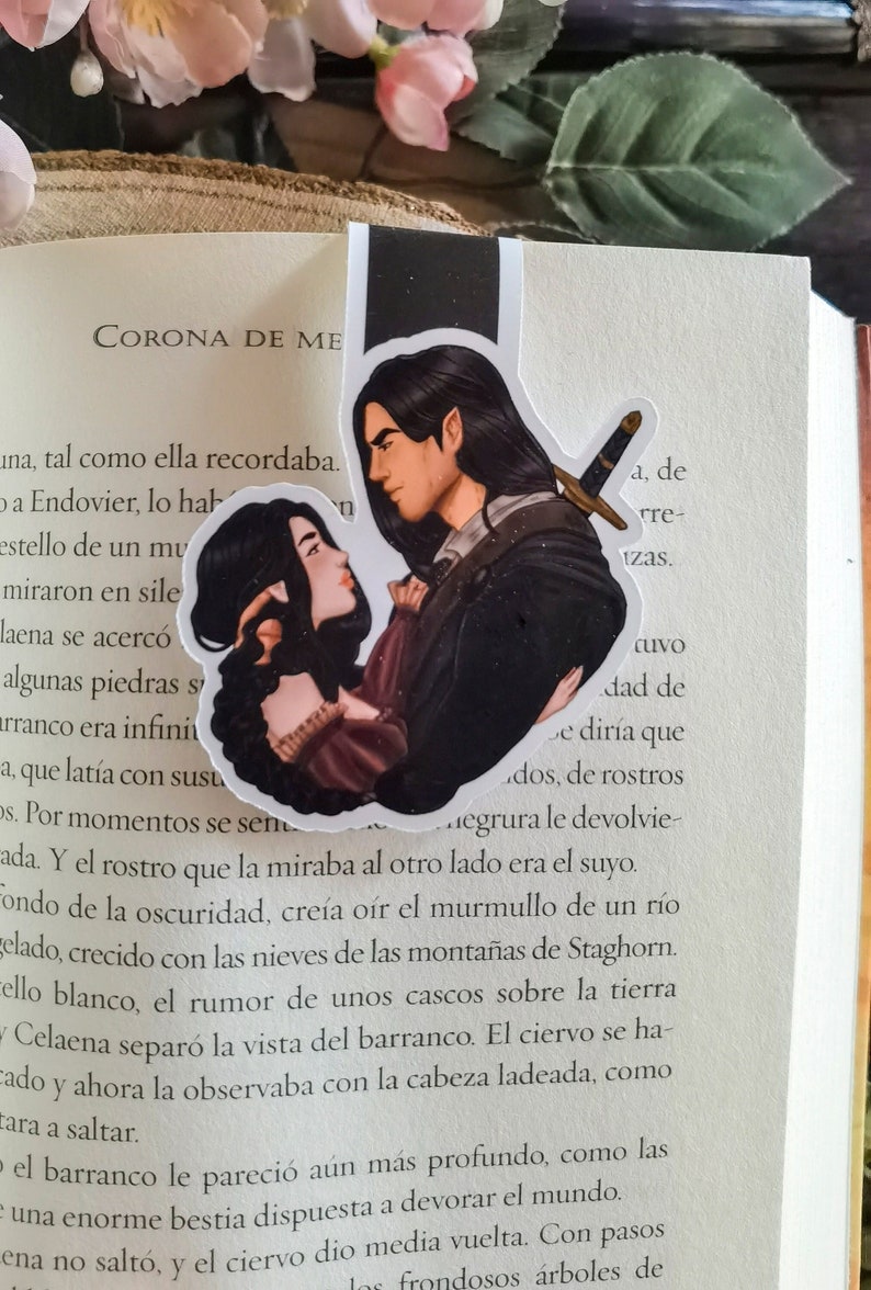 ELORCAN Lorcan and Elide Throne of Glass Licensed magnetic bookmark image 1