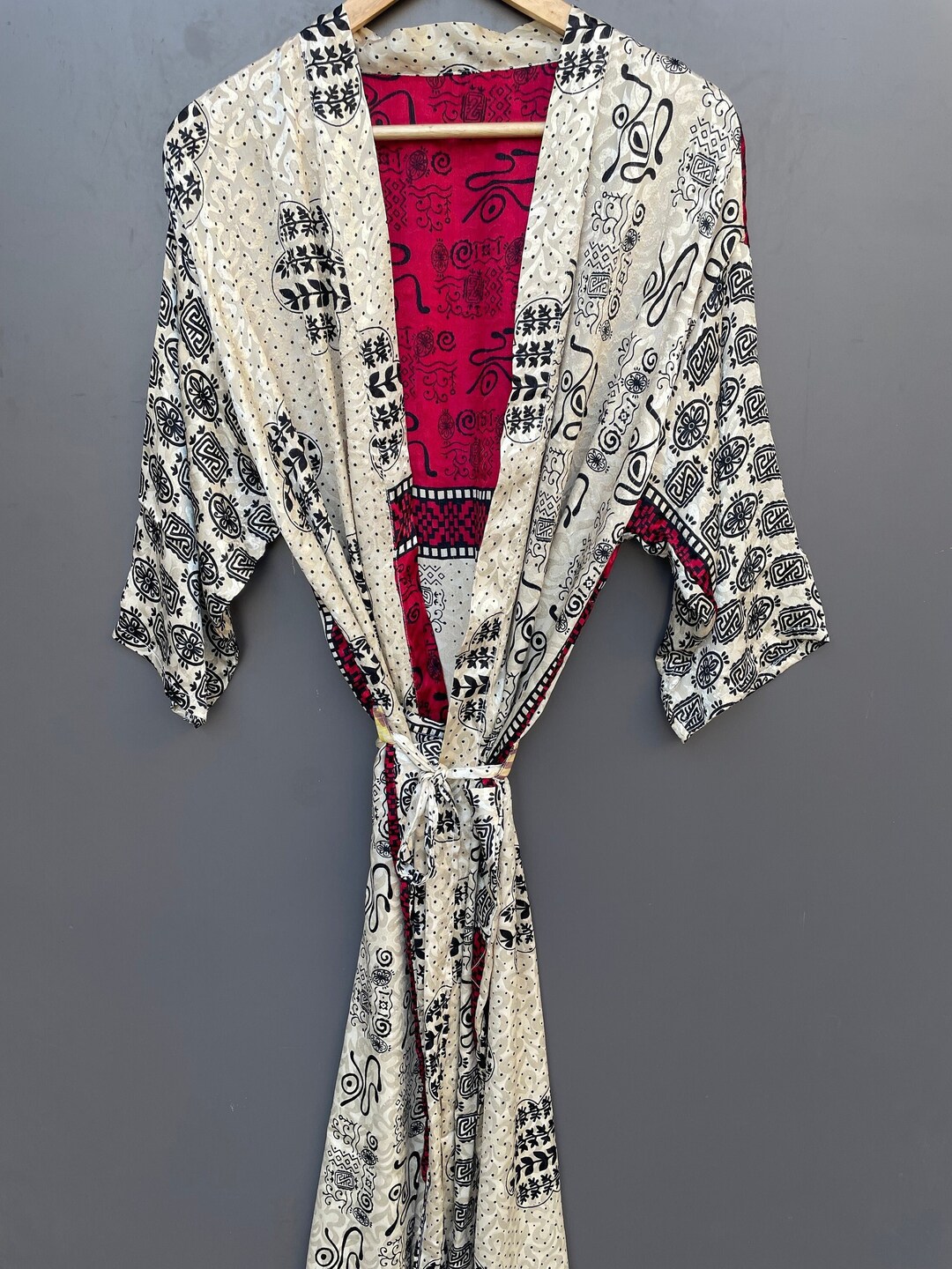 Sari Robe Women’s Silk Saree Robe, Silk Sari Kimono, Vintage Recycled Sari Kimono ...