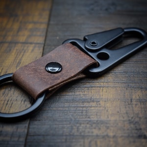 Tobacco Pueblo Leather Keychain with Tactical Clip