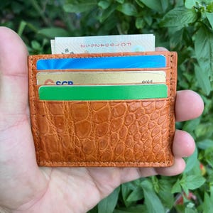 Tarjetero de piel de cocodrilo auténtica marrón con clip para billetes, tarjetero minimalista de piel con ranuras para tarjetas y 6 ranuras.