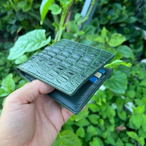 Cartera plegable de cuero genuino de Alligator GREEN Hornback con clip para billetes/Regalo para él/Cartera plegable de cuero de lujo/Regalo para papá