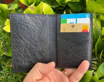 Tarjetero de piel de avestruz auténtica negra/tarjetero minimalista/tarjetero/regalo para ella o para él/tarjetero hecho a mano