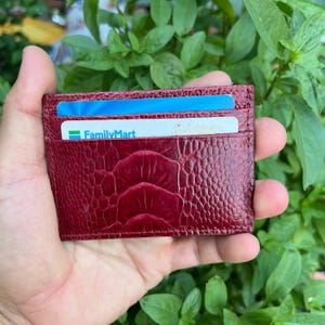 Tarjetero de piel de avestruz auténtica color burdeos, con clip para billetes, tarjetero, tarjetero minimalista de piel con RIFD y 4 ranuras para tarjetas.
