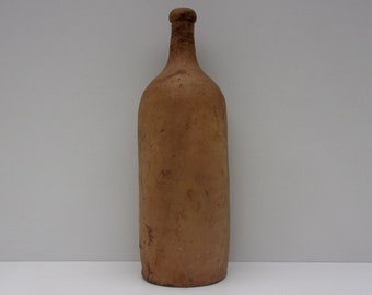 bouteille en terre cuite
