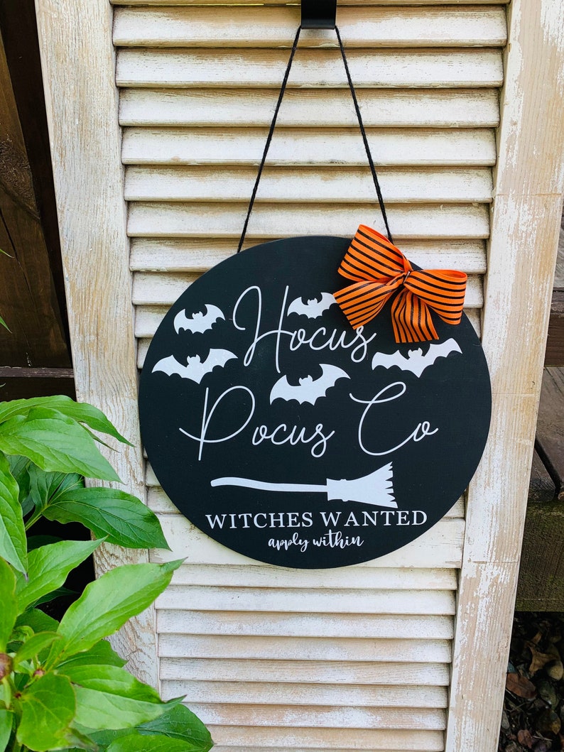 Hocus Pocus Door Hanger, Halloween Door Hanger, Front Door Welcome Sign ...