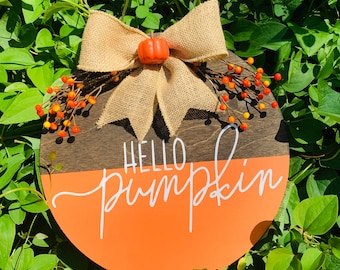 18" Hello Pumpkin round wood sign, Hello Pumpkin Sign, Fall Wreath, Fall Door Hanger, Fall Door Decor, Front Door Decor, Door Wreath