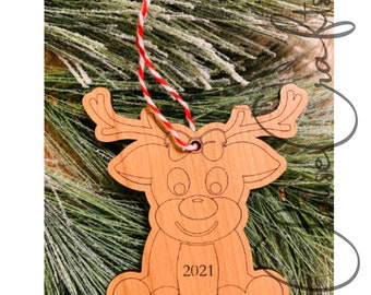 Reindeer Ornament SVG, SVG Reindeer Ornament Boy & Girl, Laser Engraved Christmas Ornament, SVG File for Glowforge, Ornament with Names