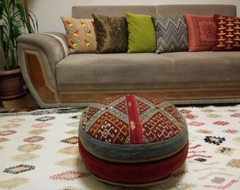 Kilim Pouffe 2828 Inches Turkish Kilim Pouffe Etsy