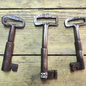 Set of 3,old Iron Keys,turkish Keys, Vintage Keys, Handmade