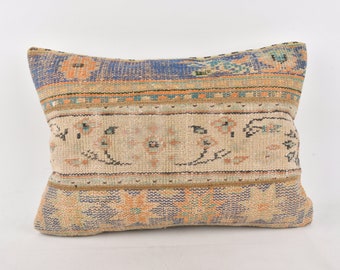 Pillow for Couch, Vintage Kilim Pillow, 20x28 Gift Pillow, Throw Kilim Pillow, Beige Pillow, Neck Pillow, Patchwork Pillow, Carpet Pillow,