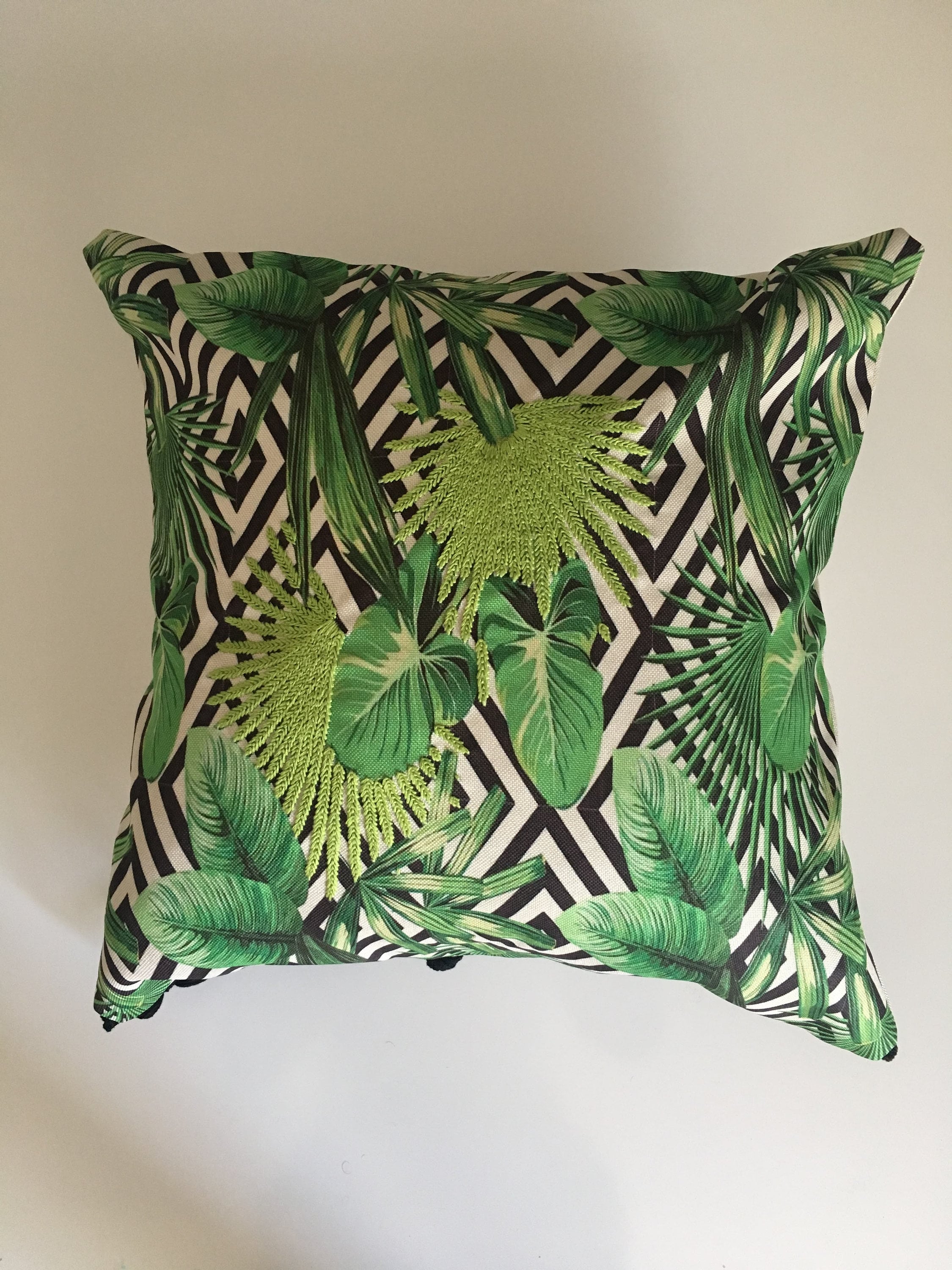 Coussin Brodé 45x45 cm | Décoration Chambre