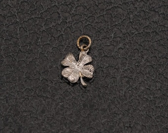Vintage Tiny Sterling Four Leaf Clover Good Luck Charm .5"