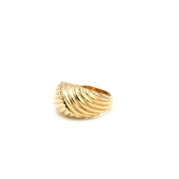 1981 Avon Ribbed Dome Ring // New Old Stock // Go… - image 3