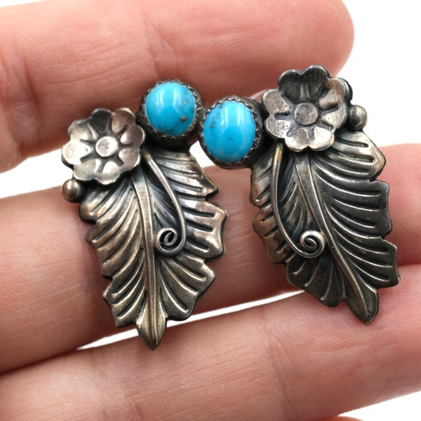 Vintage Sterling & Turquoise Flower Earrings // Vintage Navajo Style Earrings // Statement Earrings // Southwestern Sterling Posts