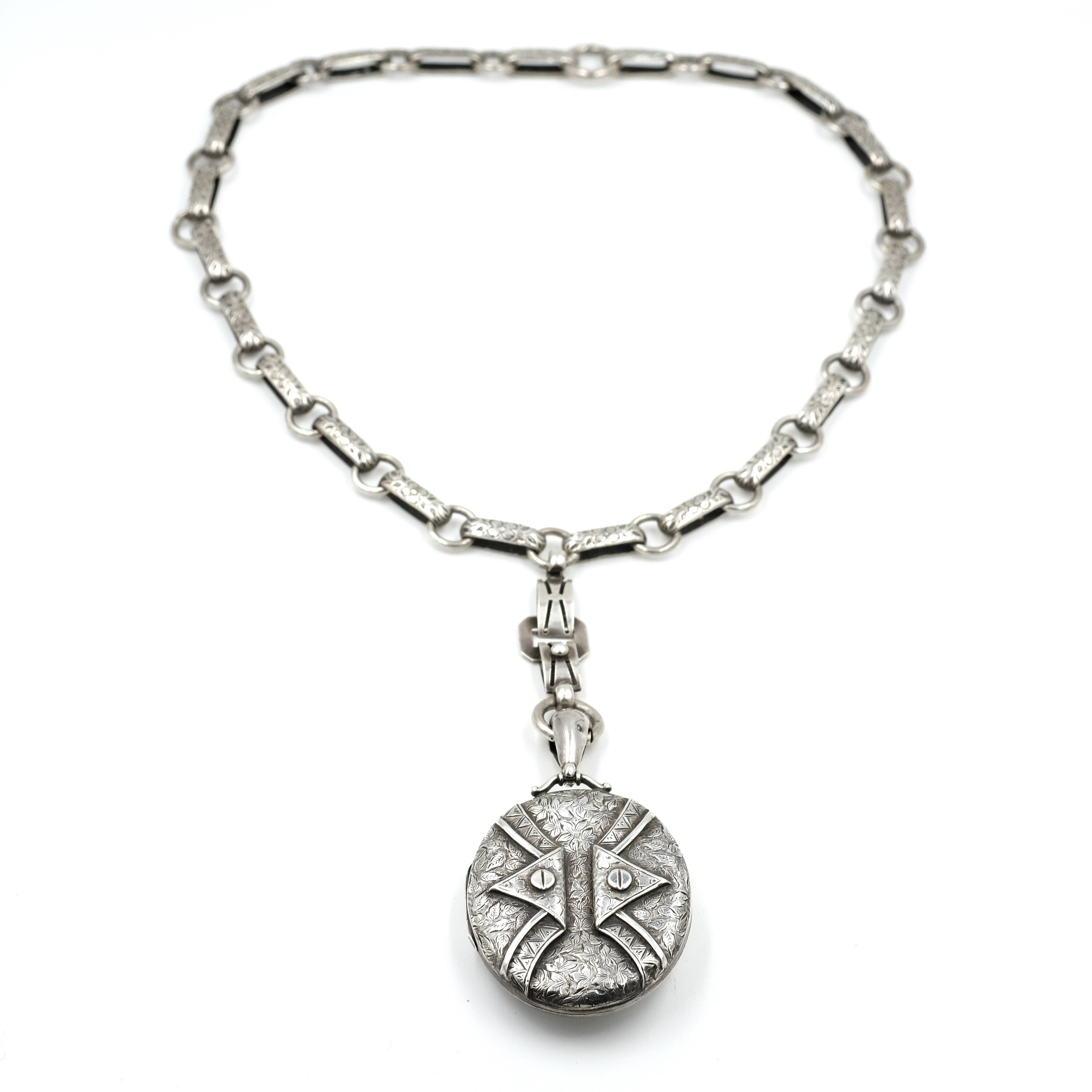 Antique 1905 English Sterling Etched Buckle Locket on