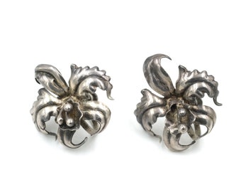 Boucles d'oreilles à visser fleur mexicaine des années 40 1"