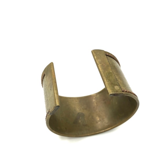 Vintage Engraved Brass Cuff 1.5" // Brass Stateme… - image 3