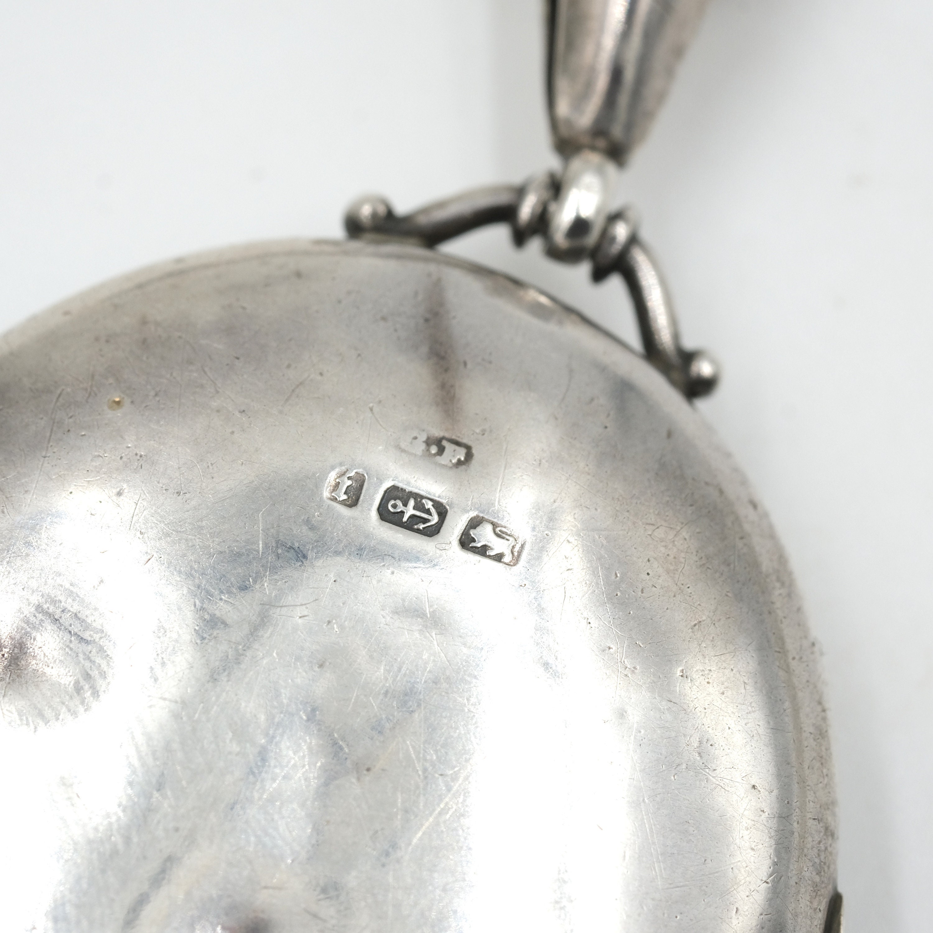 Antique 1905 English Sterling Etched Buckle Locket on