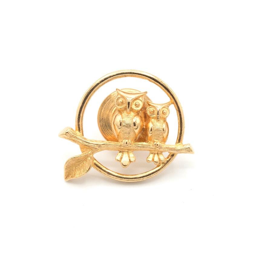 Vintage Avon Gold Toned Owl Brooch .9"