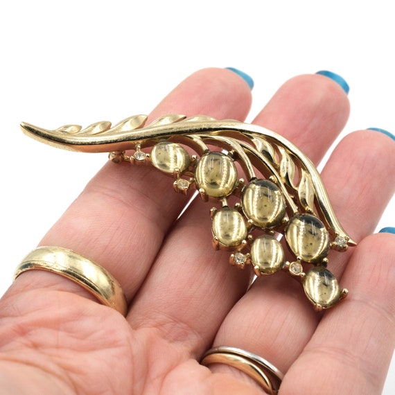 1956 Crown Trifari Jewels of Fantasy Rhinestone Brooch 2.7