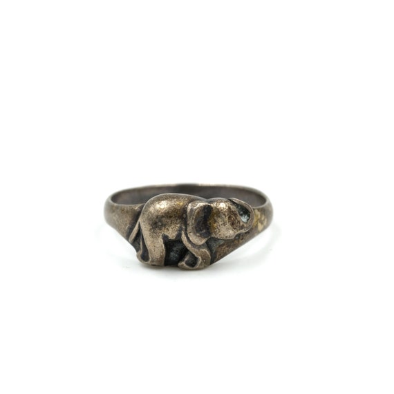 Size 7.5 // Sterling Elephant Ring // Vintage Elep