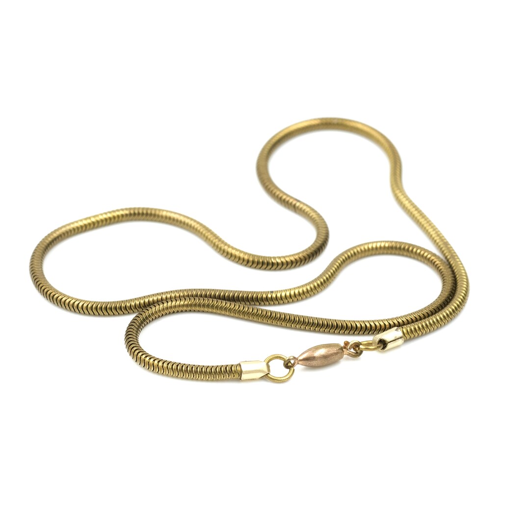 Vintage Brassy Snake Chain Neckace 15.5 // Gold Tone Chain Necklace