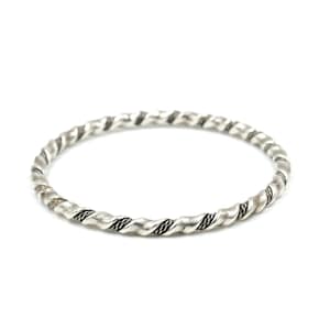 ヴィンテージ！ Sterling Silver Twisted バングル Vintage Sterling Silver Twisted Metal Bangle Bracelet, 10.60