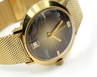 Fortis skylark watch sale